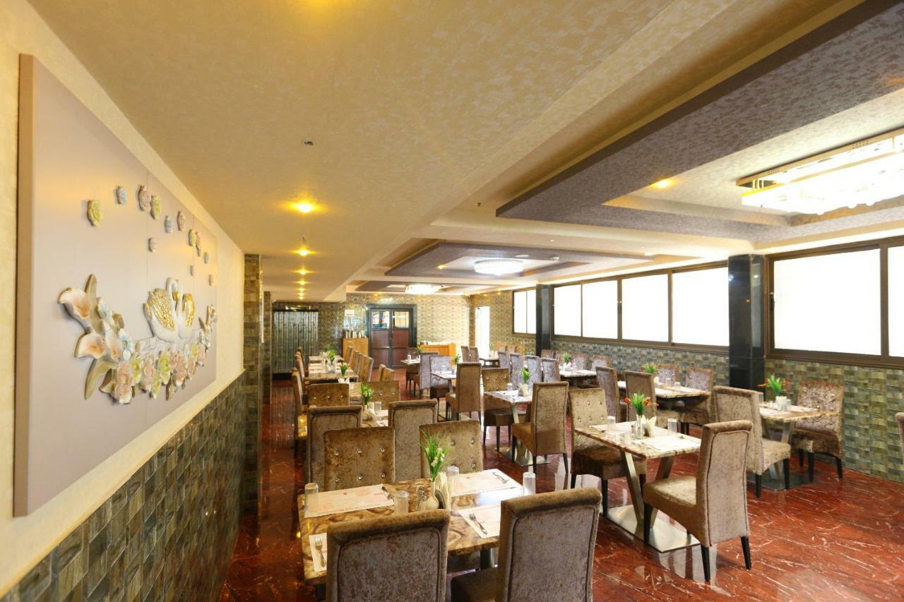 Hotel Sampath Tiruchirappalli Exterior foto