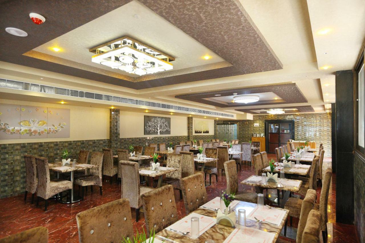 Hotel Sampath Tiruchirappalli Exterior foto